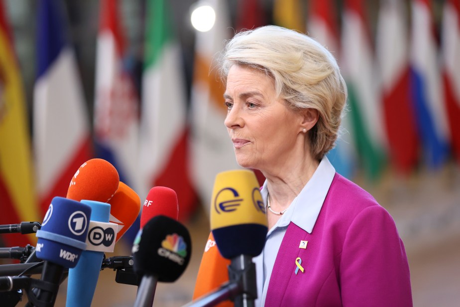 Давос: Урсула возложила на Путина вину за “синяки”